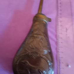 Poire à poudre ancienne