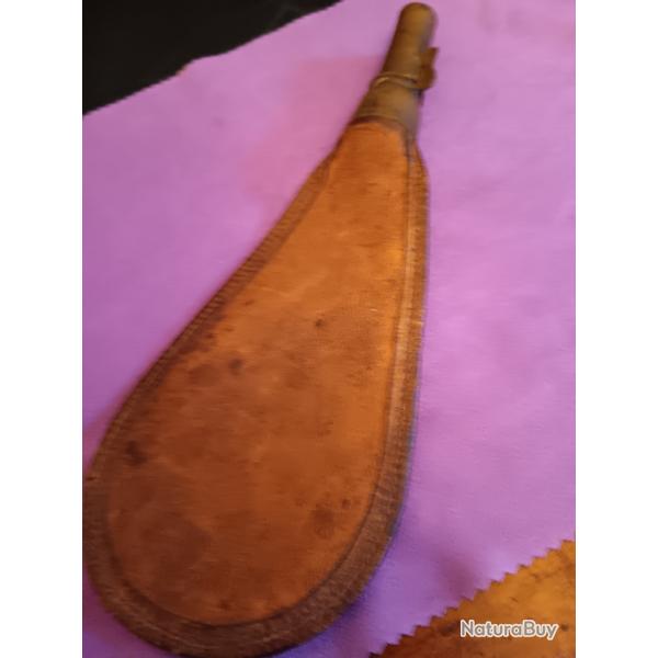 Poire  plombs ancienne en cuir