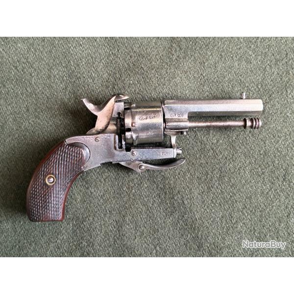 REVOLVER A BROCHE cal. 5mm  restaurer
