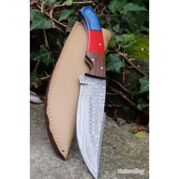 Skinner Bowie Couteau de Chasse Damas Lame 256 Couches Manche Bois/Rsine Fabr Artisanale Etui Cuir