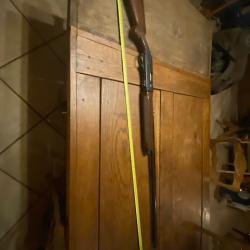 FUSIL SEMI AUTOMATIQUE CALIBRE  12 AVEC CANON 89 CM