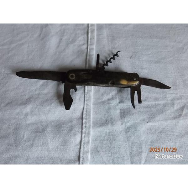 Couteau Suisse ancien.