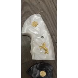 Crosse grip pour colt new army,python,anaconda ect