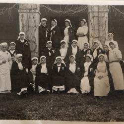 CPA - PHOTO Militaire Groupe d'infirmi&egrave;res - N&deg;4185