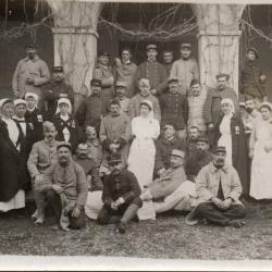 CPA - PHOTO Groupe Militaire  d'infirmi&egrave;res - N&deg;4187