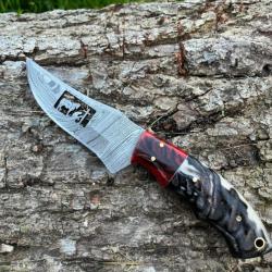 Couteau du PELERIN damas forgé LLF corne de bélier 20cm rouge enchère