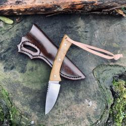 couteau d'artisan à dépecer " skinner " lame 80crv2 manche loupe d'acacia