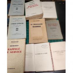 Lot de 9 livres militaires, (3)