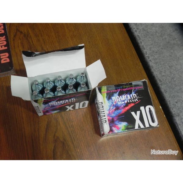 UNE BOITE DE 10 CARTOUCHES DE CO2 "POWAIR"