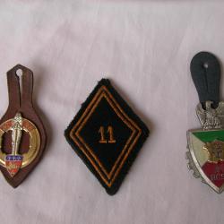WW2/POSTWAR FRANCE LOT DE 3 INSIGNES MILITAIRES D EPAULE INSIGNE DE REGIMENT 11e rgt / 2 RCS / 32 RA