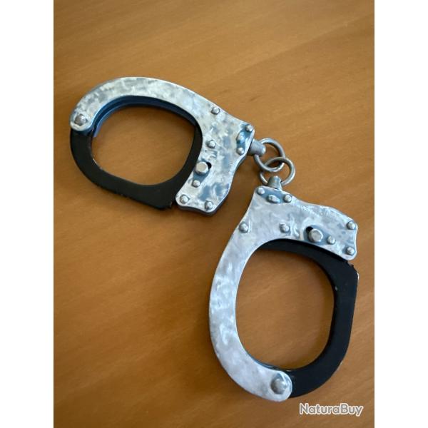 Menottes d'entranement acier