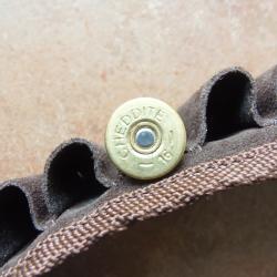 Cartouchière cuir façon daim calibre 16