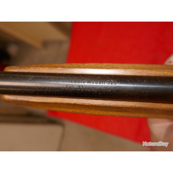 Carabine ANSCHUTZ 525 semi automatique en 22LR