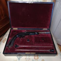 Pistolet de salon 6 mm Flobert en coffret époque Napoléon III