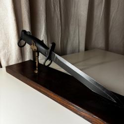 Baïonnette de FAMAS premier type DLT 01 82 (lame) etDLT 02 82 (fourreau)