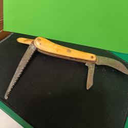 ancien couteau de poche  4 pièces greffoir scie et autres a voir