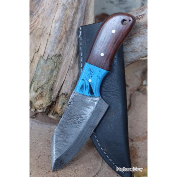 Couteau Skinner Dcoupe Damas Lame Acier 256 Couches Manche Rsine & Bois Etui Cuir Fabr ArtisanaleA