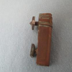 porte plumet de casque  de pompier ou autre