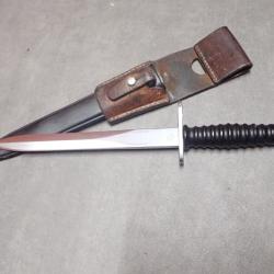 V 326915 Baionnette Suisse FASS 57 Stgw 57 + porte fourreau en cuir