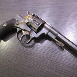 Revolver Suèdois Husqvarna M/1887, cat D!!! vente libre!!! à 1 euro sans prix de réserve!!!