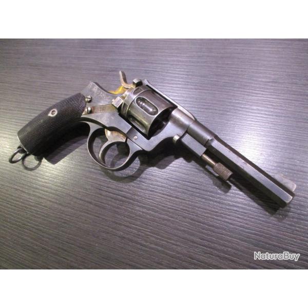 Revolver Sudois Husqvarna M/1887, cat D!!! vente libre!!!  1 euro sans prix de rserve!!!