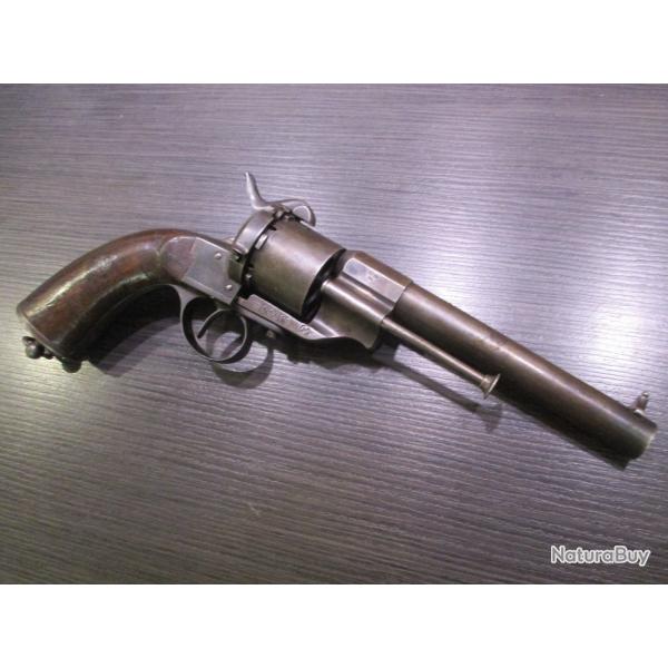 Joli Revolver "Lefaucheux Paris" contrat militaire Sudois, mise  prix 1 euro sans prix de rserve!