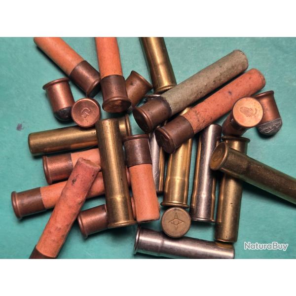 Un lot de divers cartouches Flobert a plomb ou a balle dont une rare suisse