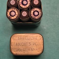 Une boite Laiton étanche de ,1892 avec ses 6 cartouches d'origine 1897 en  D