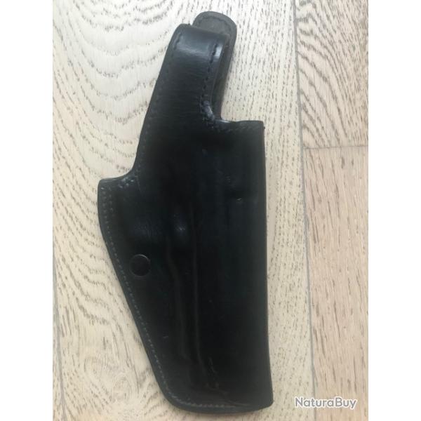 Pour PA, tui cuir GK