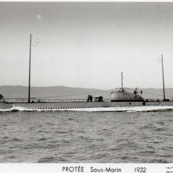 CPA -PHOTO-  Marine Guerre - SOUS MARIN  " PROTEE "  - N° 4212