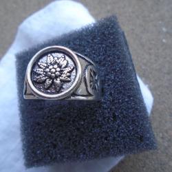 Bague métal militaire style edelweiss