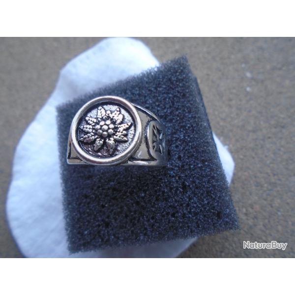 Bague mtal militaire style edelweiss