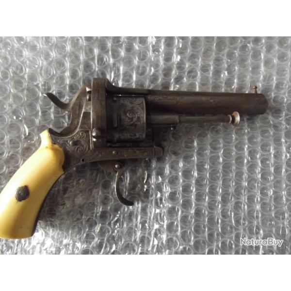 revolver a broches carcasse fermer