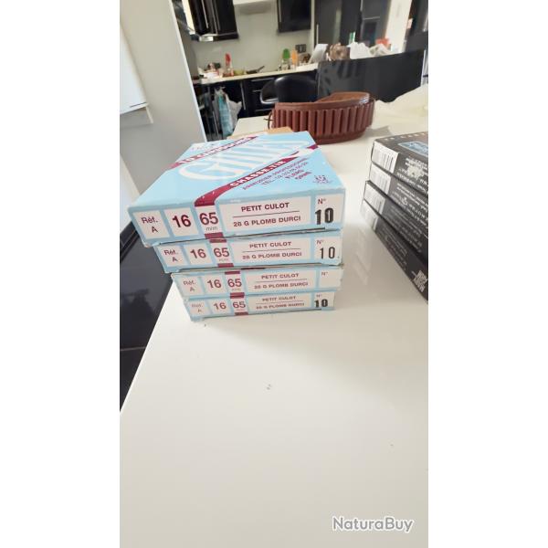 Quatre. Botes de Cartouches Gilles , calibre 16 plomb numro 10.