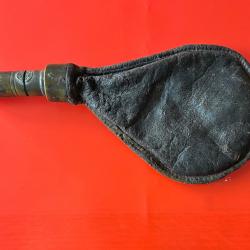 Poire à plomb en cuir