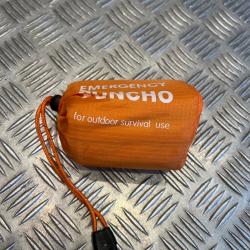 Poncho sac urgent résiste intempérie pluie couverture survie orange randonnee camping voyage surviva