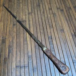 GRANDE DAGUE KRISSE LAME MARQUÉE LONDON