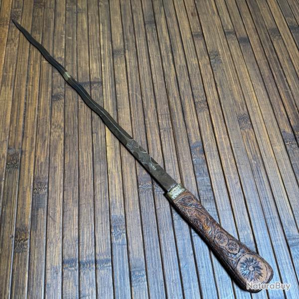 GRANDE DAGUE KRISSE LAME MARQUE LONDON