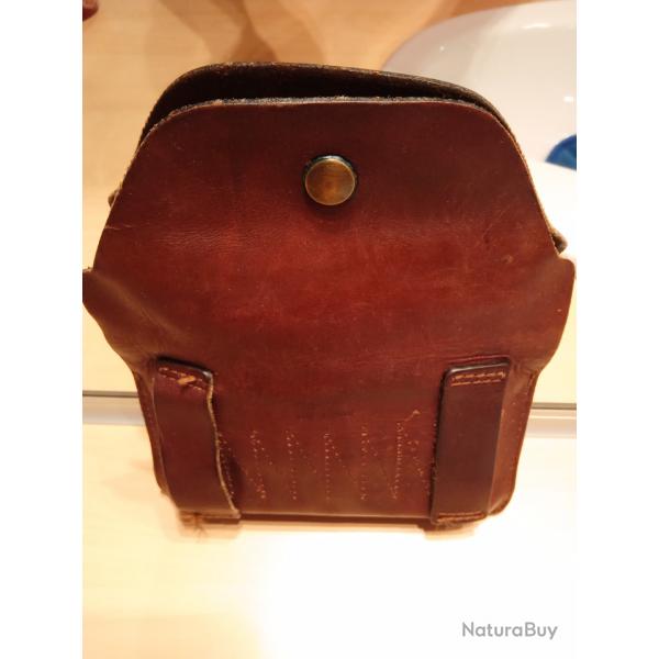 Lot de 16 balles 8x57 JRS Solognac avec tui en cuir vachette