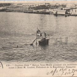 CPA - Marine de Guerre -  " Gustave - Zede " Bateau Sous - Marin  pendant son immersion N°4211