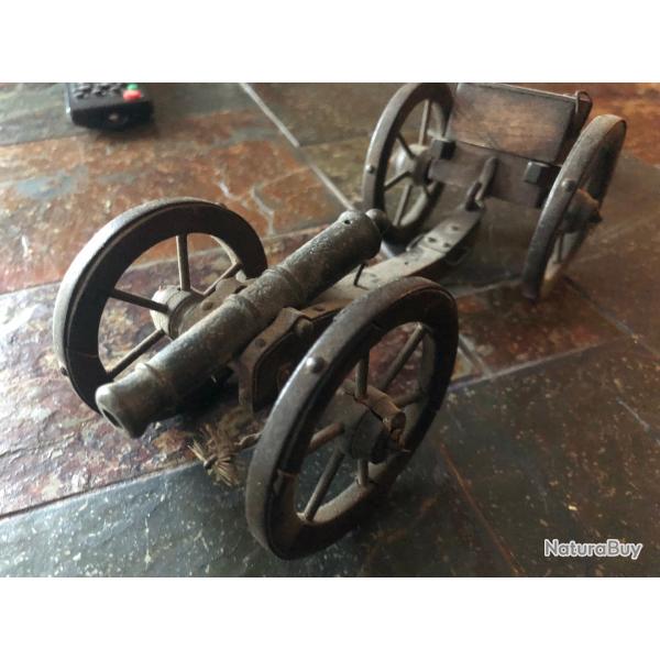 PETIT CANON GRIBEAUVAL AVEC SA REMORQUE TRAIN D'ARTILLERIE BOIS ET METAL REPRO ANNEE 20 CAL 6MM PN