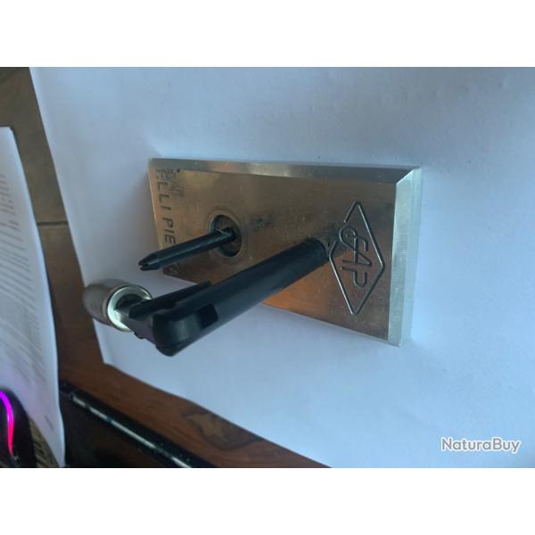 Presse de chargement pour revolver  poudre noire