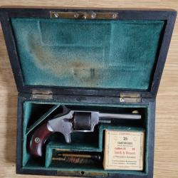 Harrington Richardson 22 short avec son coffret