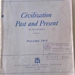 Livre Am&eacute;ricain WW2 Civilization past and present vol 2