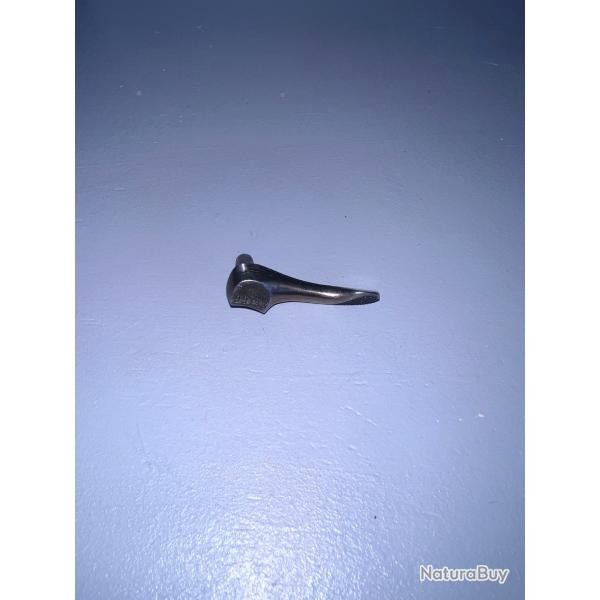 Levier / commande mtal pour revolver 1873 (marquage G 99133)  pice d'origine/collection