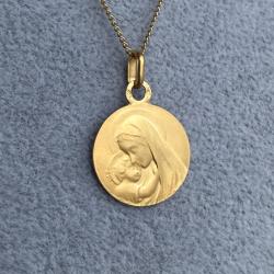 Chaine et pendentif or massif 18 carats - Mère sainte - catholique - Chrétien - médaille
