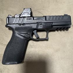 Springfield échelon 9mm / optique / étui kydex