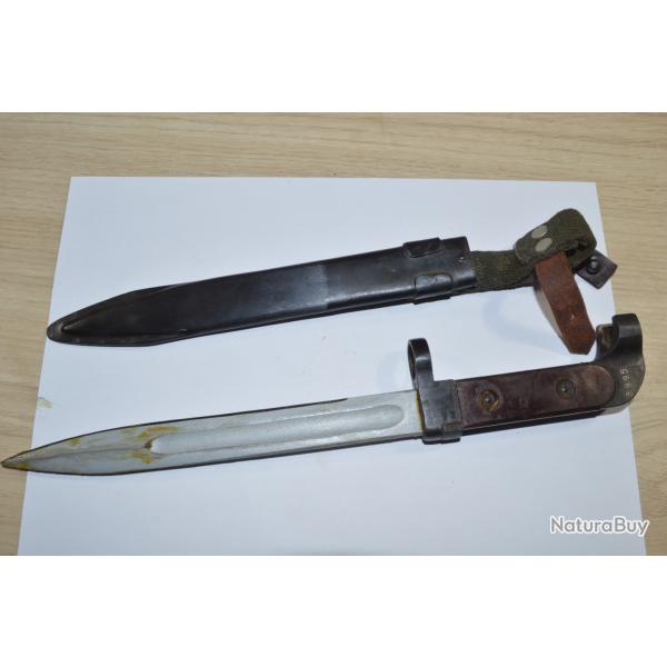 Baionnette / Dague AK47 Export chasse / Nature Russe / Pays EST