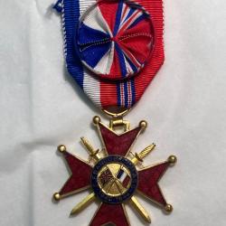 m&eacute;daille franco-british ww2
