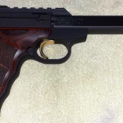 Pistolet Buck Mark Plus Rosewood UDX 22lr